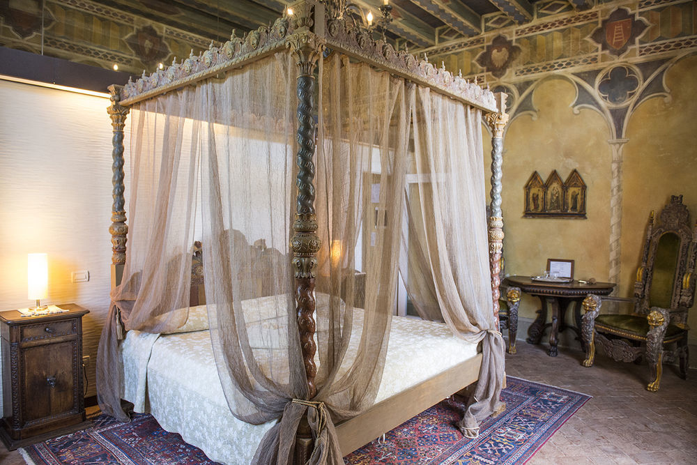 Relais Castello Bevilacqua Exterior photo