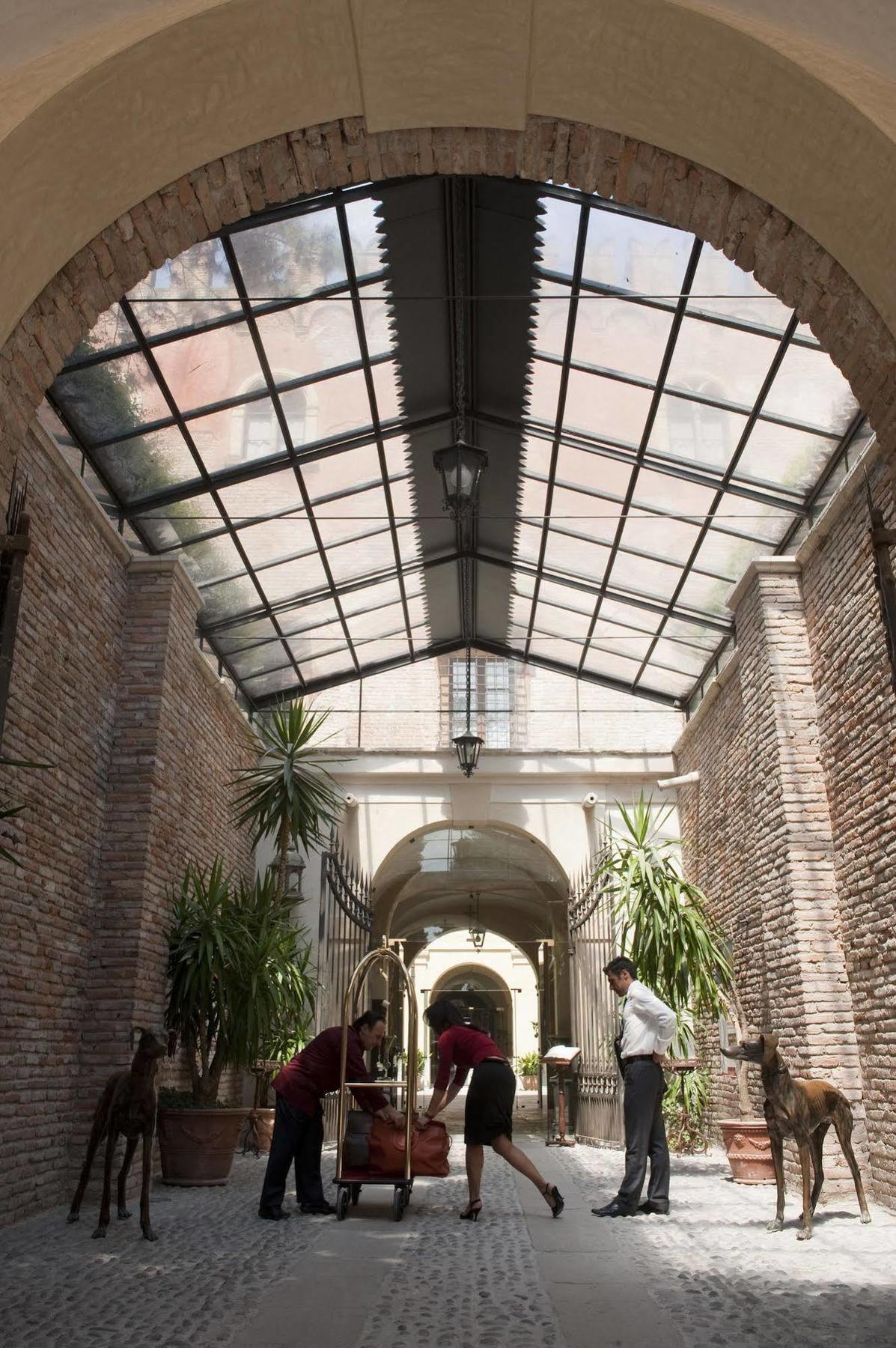 Relais Castello Bevilacqua Exterior photo