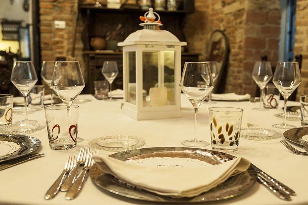 Relais Castello Bevilacqua Exterior photo